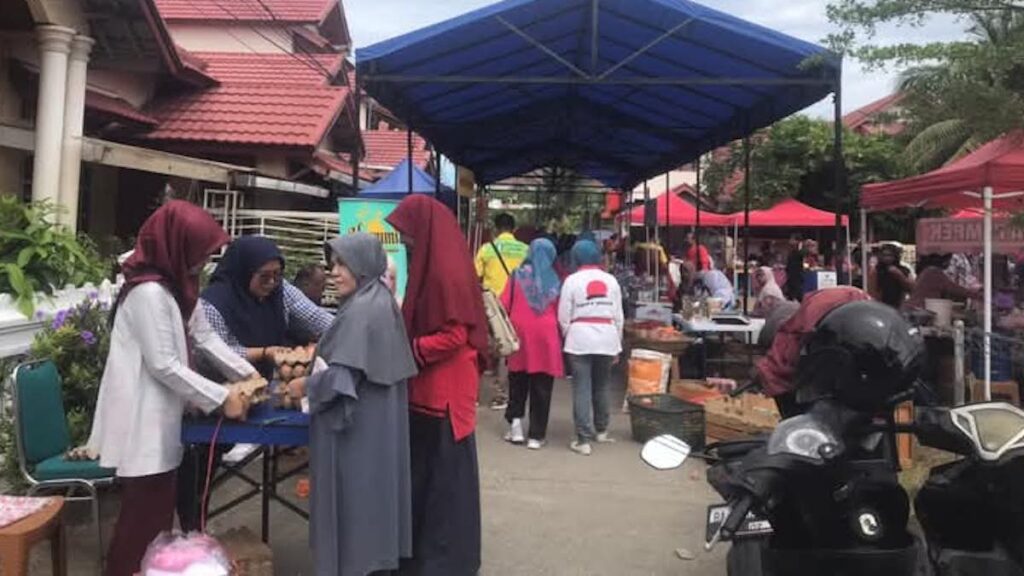 Pasar murah dadakan di Kota Padang. (dok. infopublik)