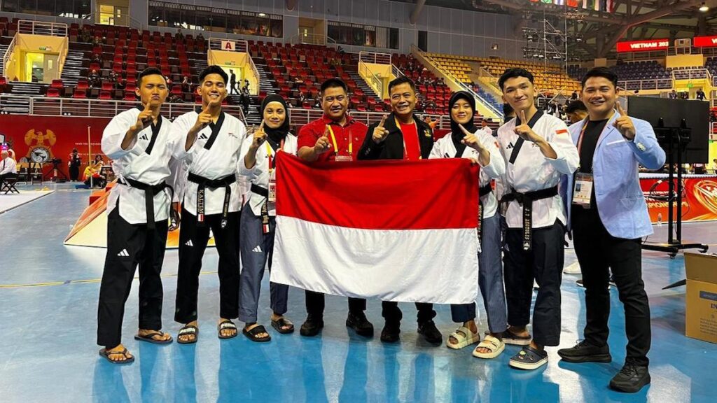 Tim Polri raih prestasi pada ajang kejuaraan taekwondo internasional di Vietnam. (dok. istimewa)