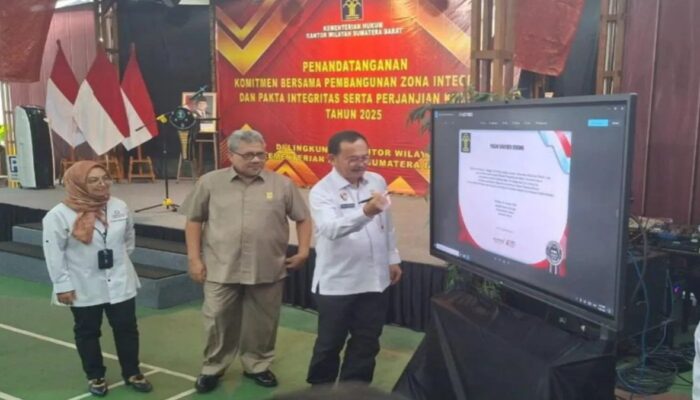 Kemenkumham Sumbar Tanda Tangani Komitmen Zona Integritas, Tingkatkan Pelayanan Publik Bebas Korupsi