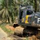PTPN IV Regional 4 bantu jalan amblas. (dok. istimewa)