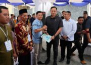 Pastikan Hak, Menko AHY dan Wamen Ossy Serahkan Sertifikat Tanah untuk Warga Lebak