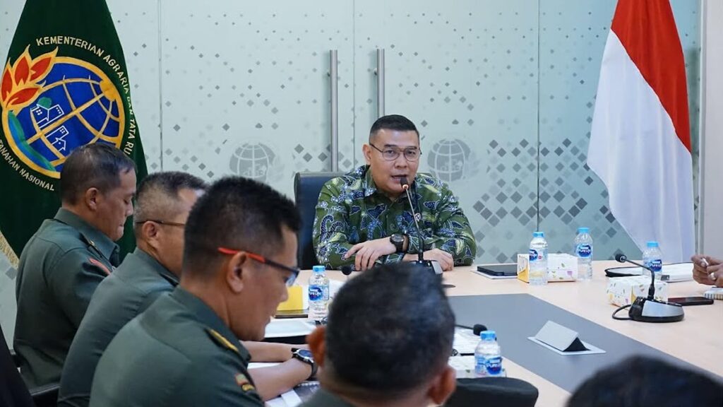 Wamen Ossy membahas sertifikat aset TNI. (dok. istimewa)