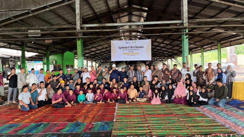 Syukuran dan doa bersama PTPN IV Regional 4 bersama anak yatim. (dok. istimewa)