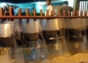 Penertiban PKL di Permindo Padang Ricuh, Bentrokan Timbulkan Korban di Kedua Belah Pihak