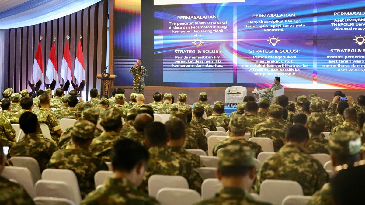 Menteri Nusron jadi pembicara di acara retret kepala daerah. (dok. istimewa)