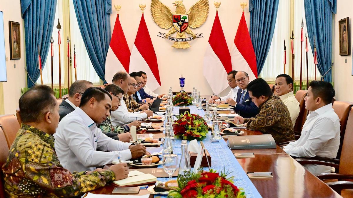 Rapat khusus Presiden Prabowo terkait perkembangan makanan bergizi gratis (MBG). (Foto: Rusman - Biro Pers Sekretariat Presiden)