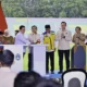 Presiden Prabowo Subianto meresmikan renovasi dan pembangunan 17 stadion di Indonesia yang terpusat di Stadion Gelora Delta Sidoarjo, Kabupaten Sidoarjo, Provinsi Jawa Timur pada Senin, 17 Maret 2025. (Foto: BPMI Setpres)