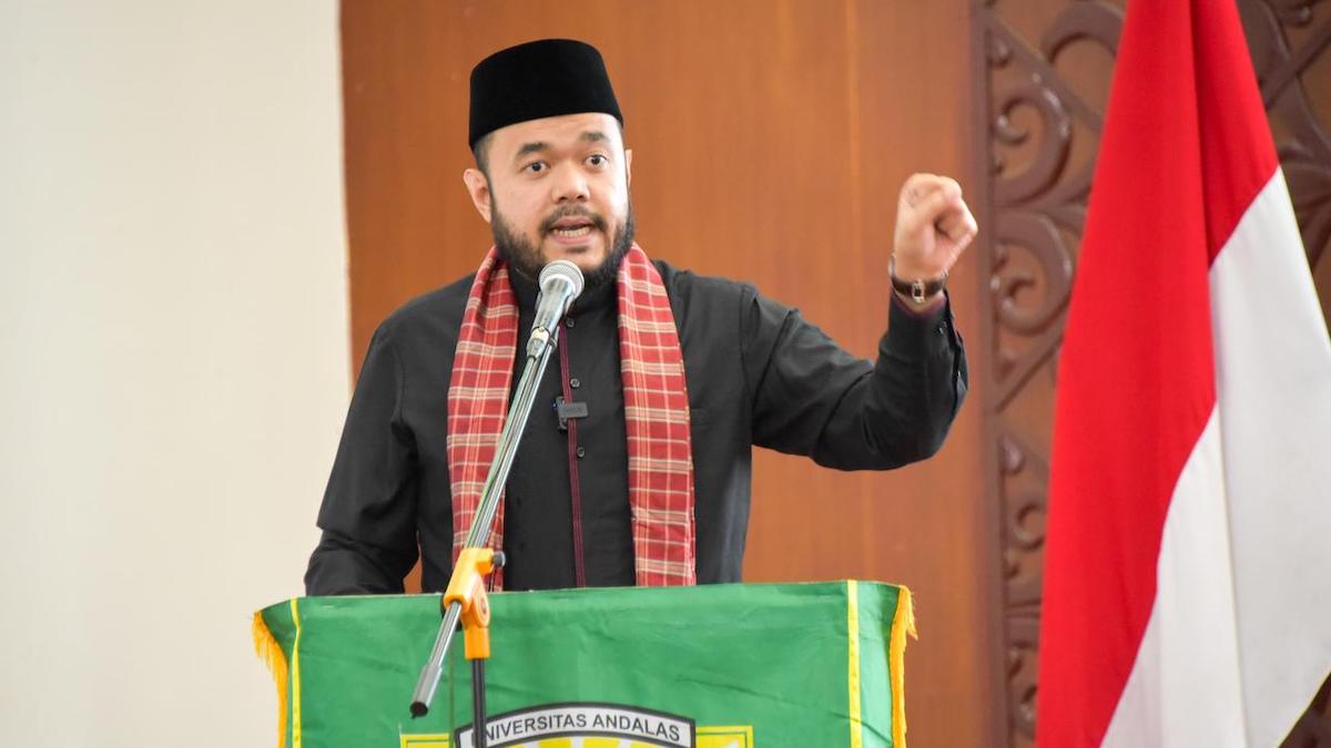 Wako Fadly Amran jadi pembicara saat kuliah umum di FIB Unand. (dok. Prokopim)