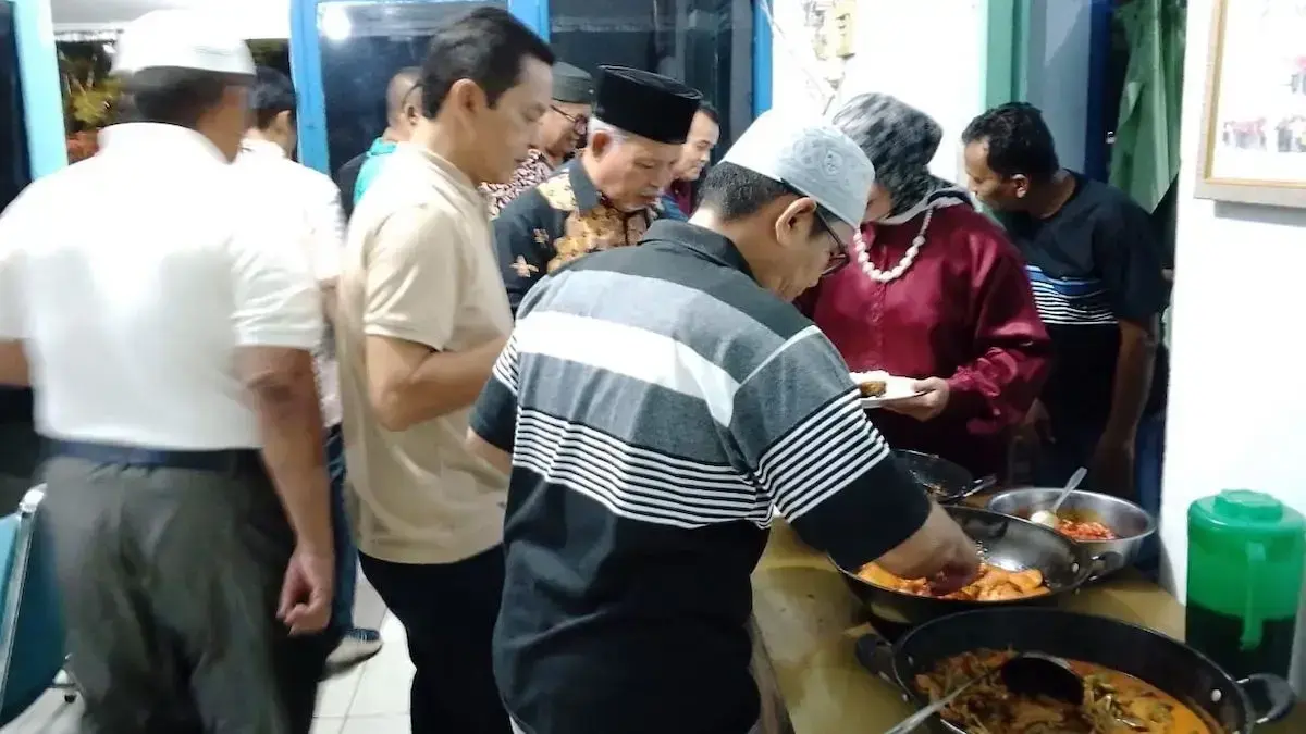 Buka bersama pengurus PWI Sumbar. (dok. istimewa)