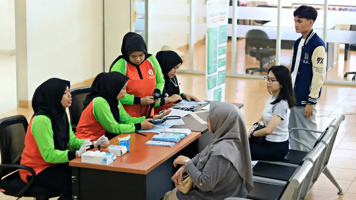 Layanan kesehatan KAI Divre II Sumbar selama masa angkutan Lebaran. (dok. Humas)