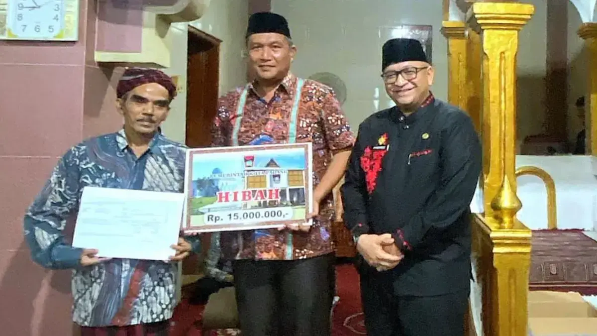 Safari Ramadan Sekdako Padang ke Masjid Nurul Islam Lubuk Buaya. (dok. Prokopim)