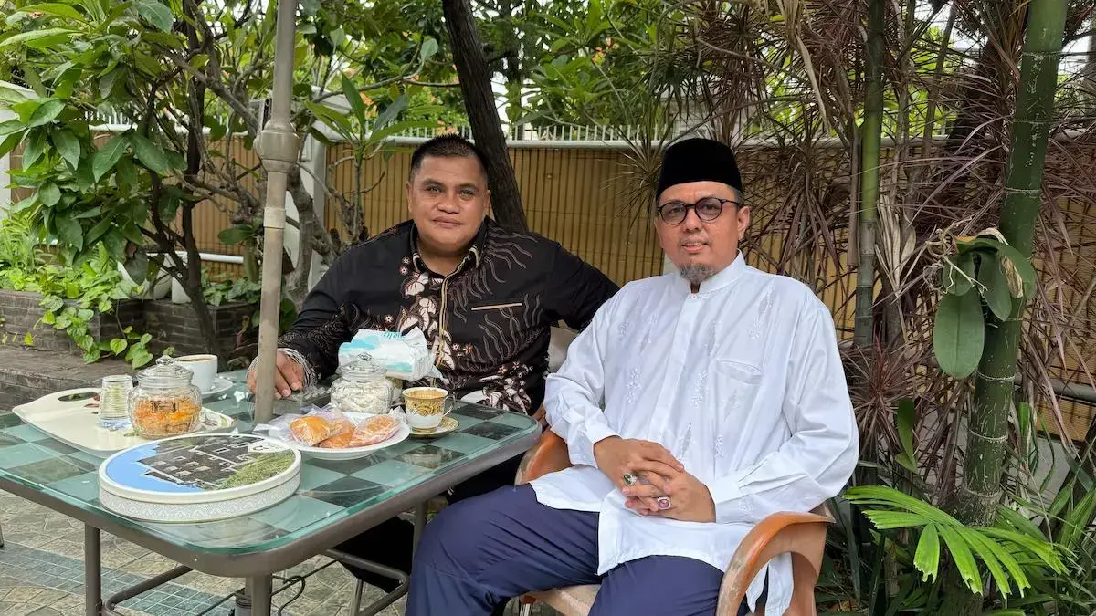 Braditi Moulevey bertemu Ketua DPC Gerindra Padang Verry Mulyadi. (dok. istimewa)