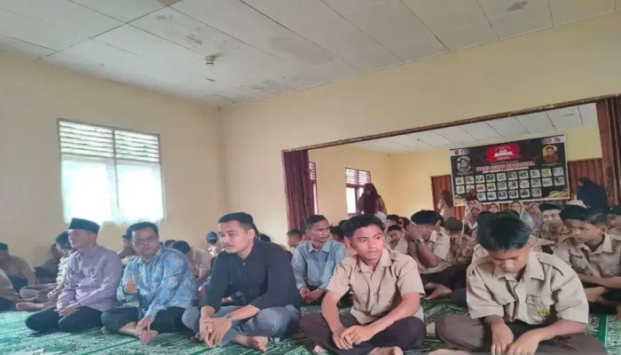 Pemkab Agam Wajibkan Siswa SMP Shalat Zuhur Berjamaah di Sekolah