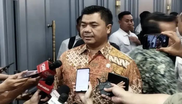 Wamensesneg: Video Monolog Gibran Perlu, Agar Publik tak Terjebak Informasi Bias