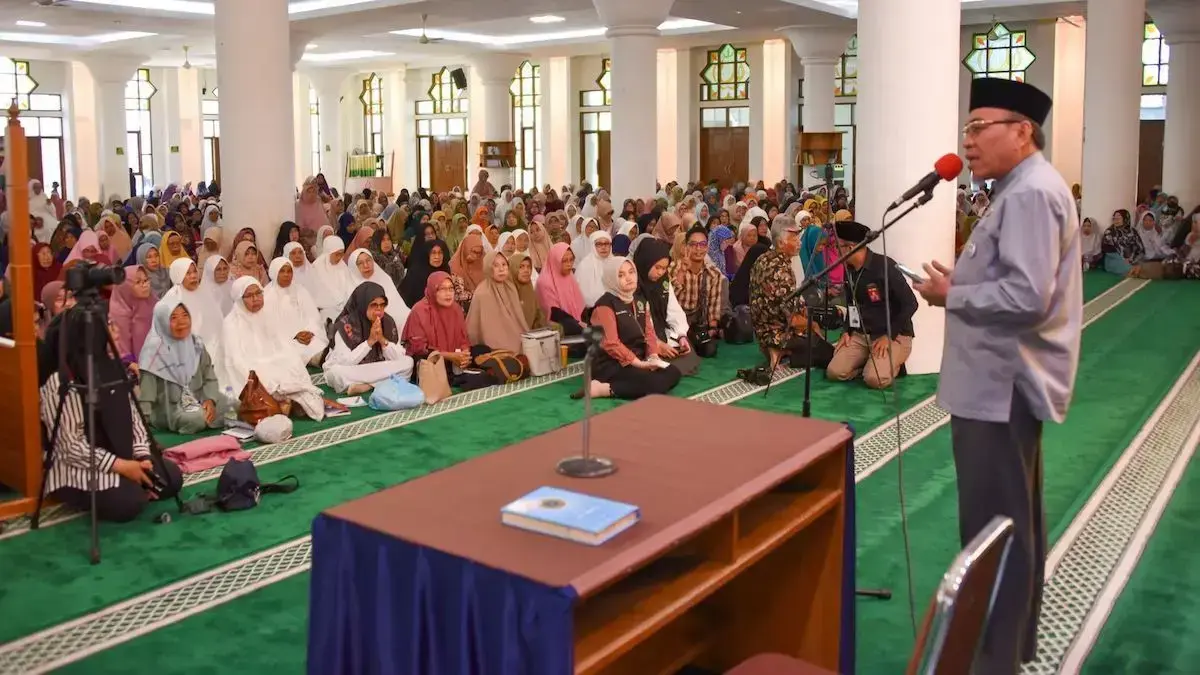 Wawako Maigus Nasir buka bimbingan manasik haji. (dok. Prokopim)