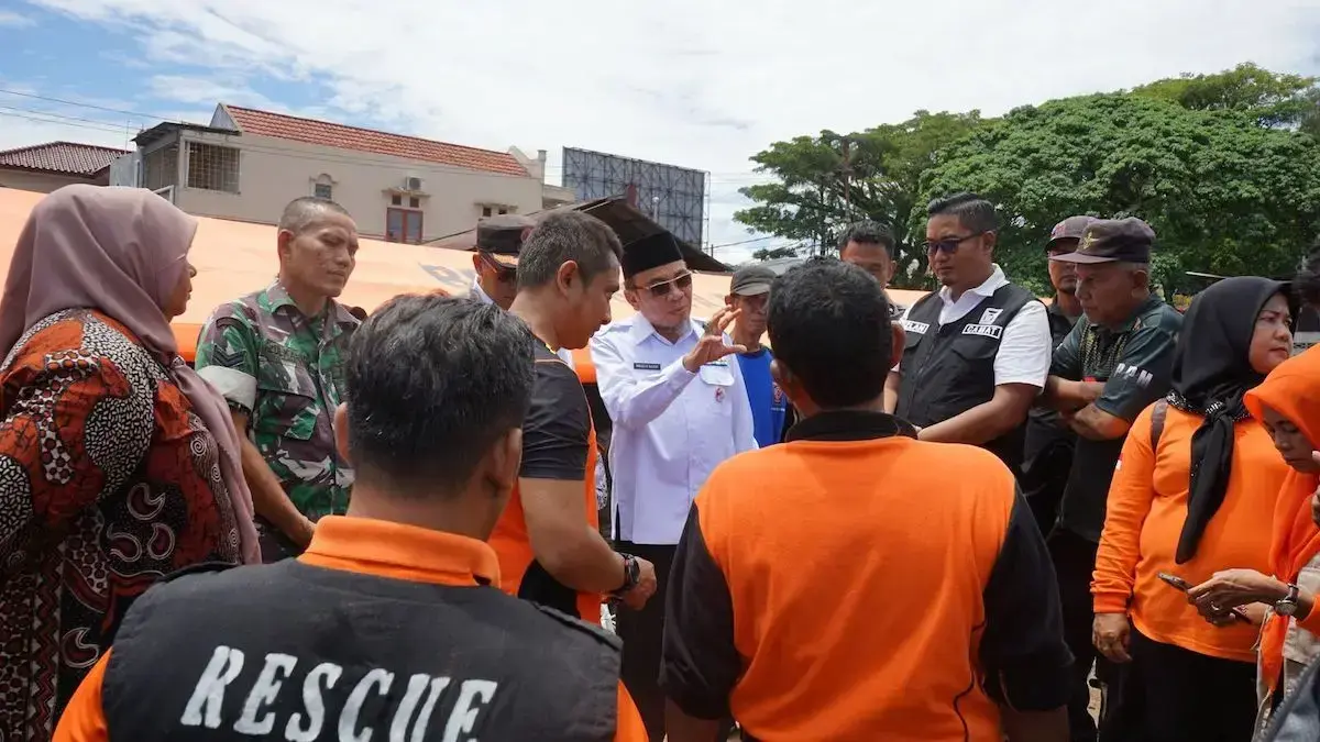 Wawako Maigus Nasir datang dan koordinasikan personil di lokasi bocah hanyut Simpang Kalumpang. (dok. Prokopim)