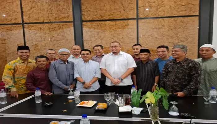 Tanah Ulayat Nagari jadi Hutan Lindung dan HPK, Ninik Mamak Inderapura Mengadu ke Andre Rosiade