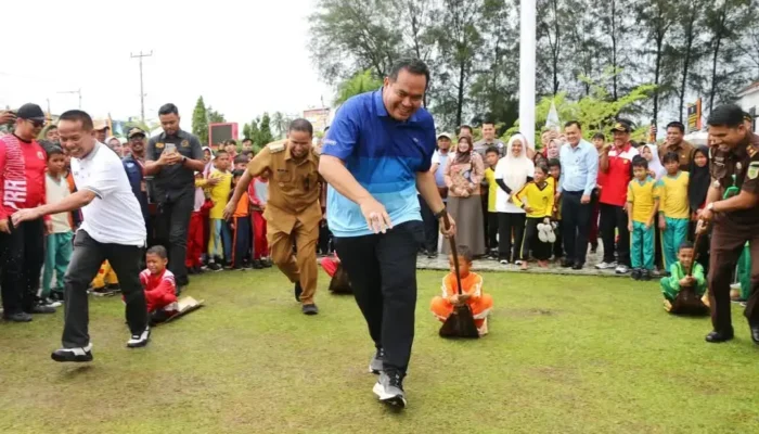 Pemko Pariaman Gelar Lomba Permainan Tradisional untuk Pelajar