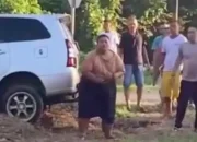 Tragis! Seorang Pria Tua Meninggal Ditabrak Mobil, Pelaku Diduga Anak Sendiri