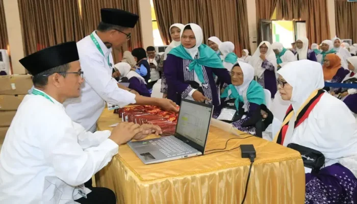 Pemerintah Hadirkan Inovasi Digital dan Layanan Fast Track untuk Permudah Jemaah Haji 2025