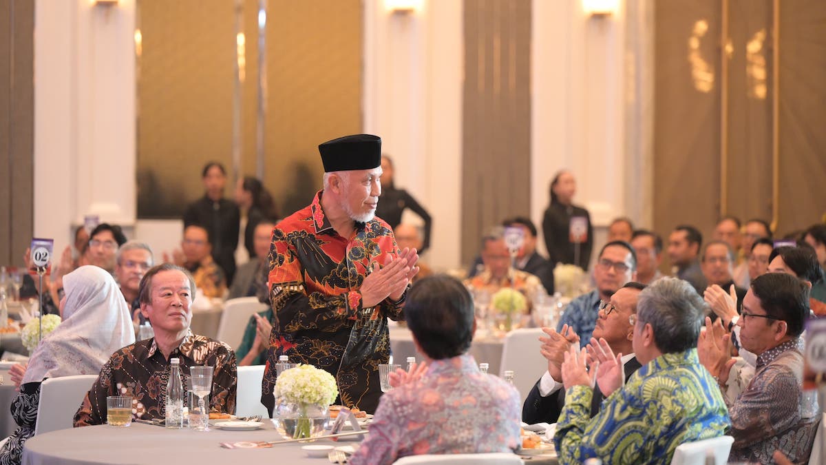 Gubernur Sumbar Mahyeldi hadir di gala dinner financial close PLTP Muara Laboh. (dok. adpsb)