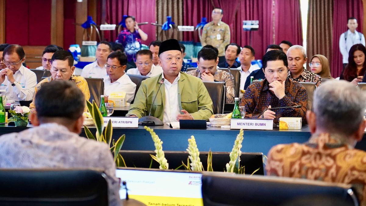 Menteri ATR/BPN ikut rapat terkait sekolah rakyat. (dok. ATR/BPN)