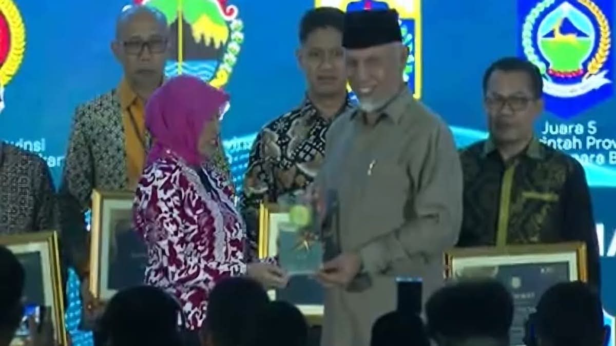 Pemprov Sumbar raih Adinata Syariah 2025. (dok. tangkapan layar)