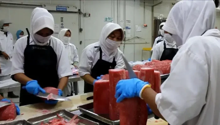 Mendag RI Lepas Ekspor Tuna dari Sumbar ke UEA, Nilainya Rp1,87 Miliar