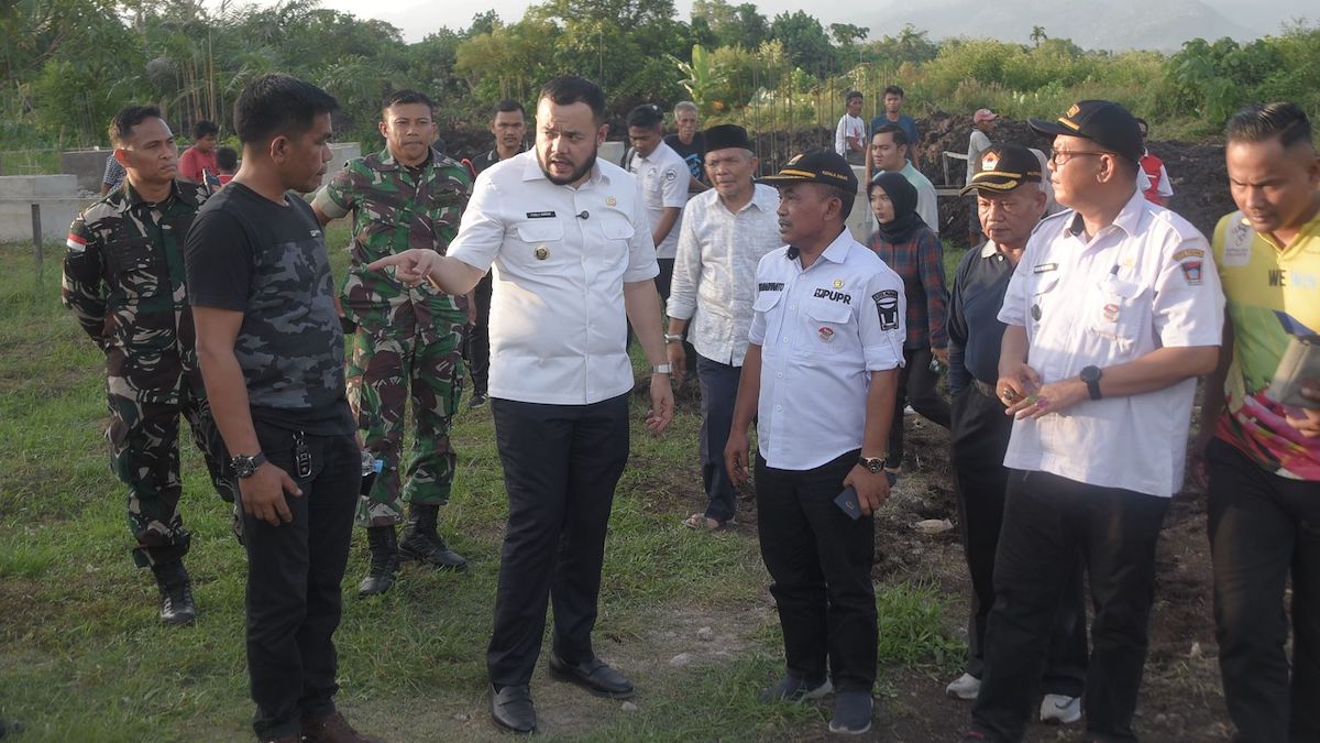 Wako Fadly Amran cek Normalisasi Bandar II di Tunggul Hitam. (dok. Prokopim)