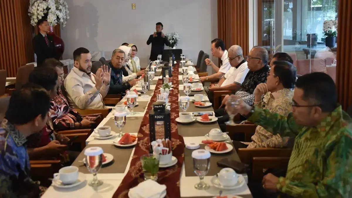 Wako Fadly Amran menggelar pertemuan dengan Wamen Club. (dok. istimewa)