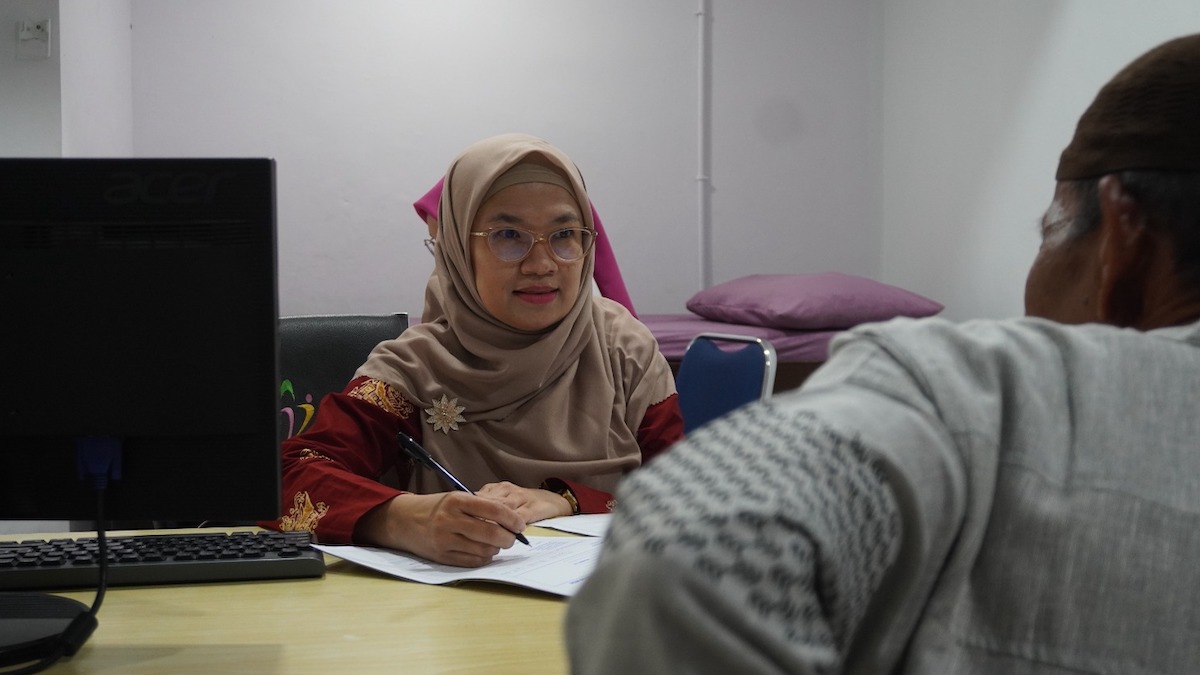 dr. Adek, Sp.KFR Dokter Spesialis Rehabilitasi Medik Semen Padang Hospital. (dok. istimewa)
