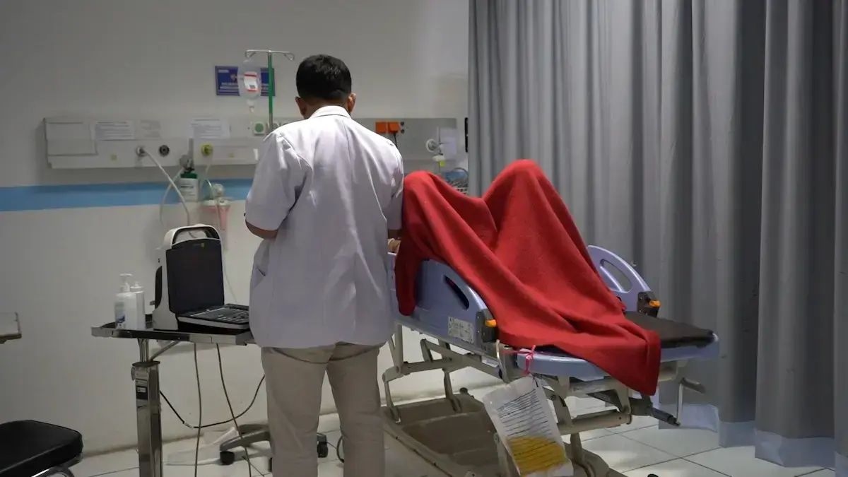 Korban kecelakaan bus ALS dirawat di RSUP DR M Djamil Padang. (dok. istimewa)