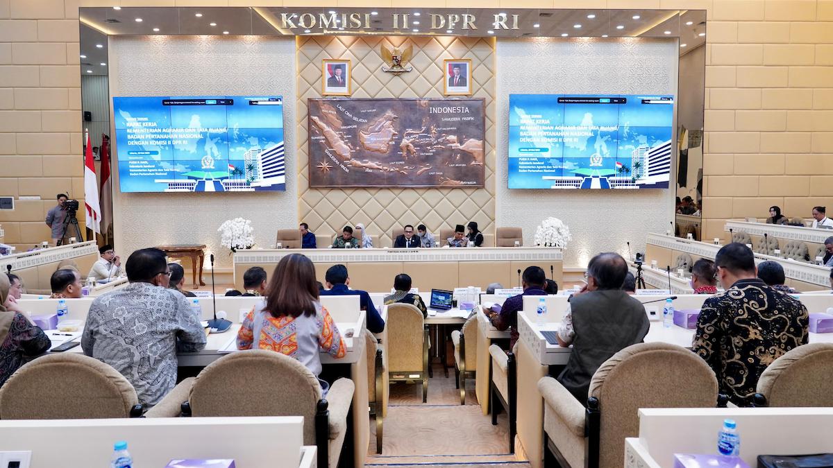 Rapat kerja Komisi II DPR RI dengan Kanwil BPN se-Indonesia. (dok. istimewa)