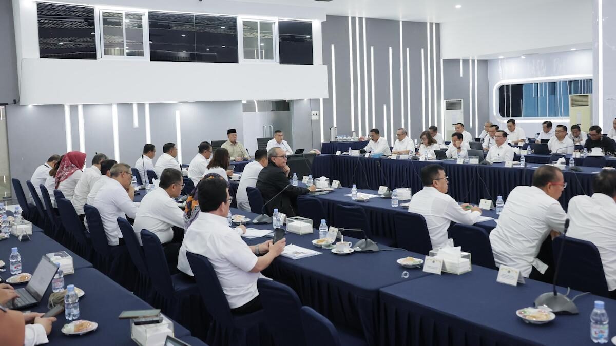 Menteri Nusron imbau jajaran review kinerja. (dok. istimewa)