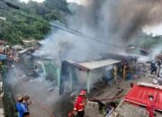 Kebakaran Hanguskan Lima Bangunan di Lubeg, Satu Orang Alami Luka Bakar