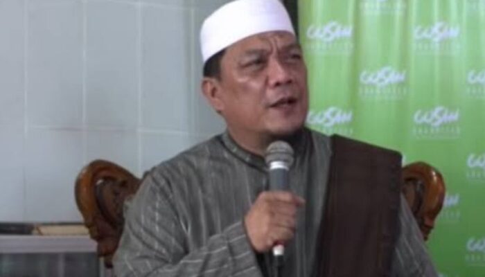 Ustaz Yahya Waloni Meninggal Dunia Saat Khotbah Salat Jumat di Makassar