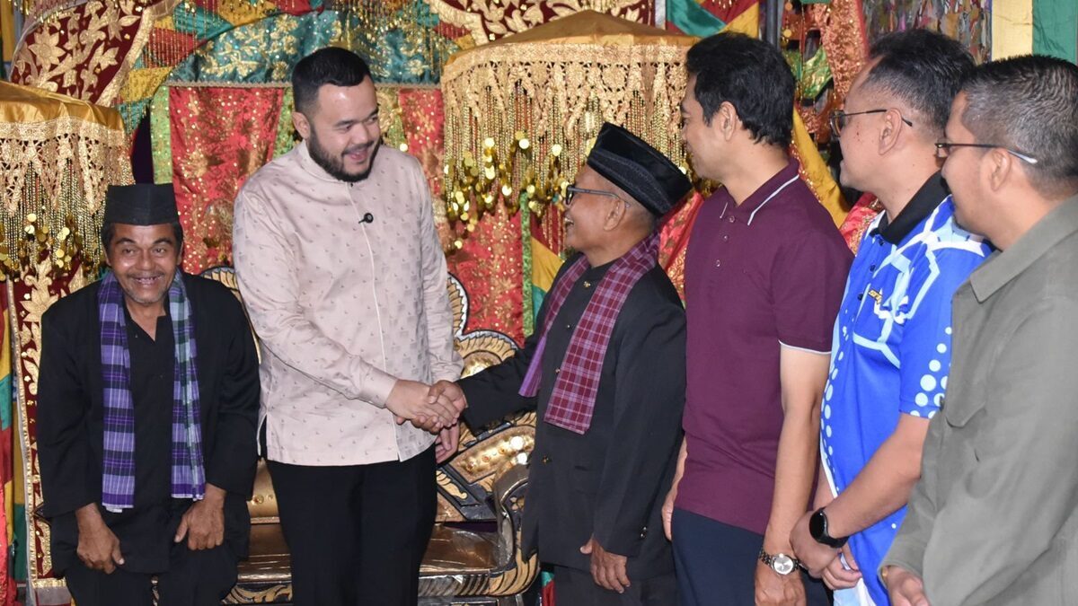 Wako Fadly Amran sambut rombongan dari Malaysia.a (dok. Prokopim)