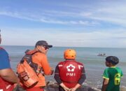 Seorang Pengunjung Hilang Terseret Ombak di Pantai Padang, Identitas Belum Diketahui