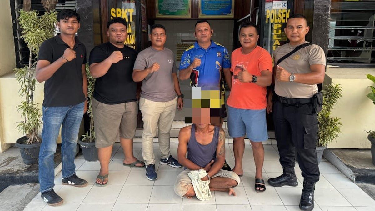 Seorang pelaku pencurian ponsel di Dharmasraya berhasil diciduk polisi usai sempat buron selamat satu bulan. (dok. istimewa)