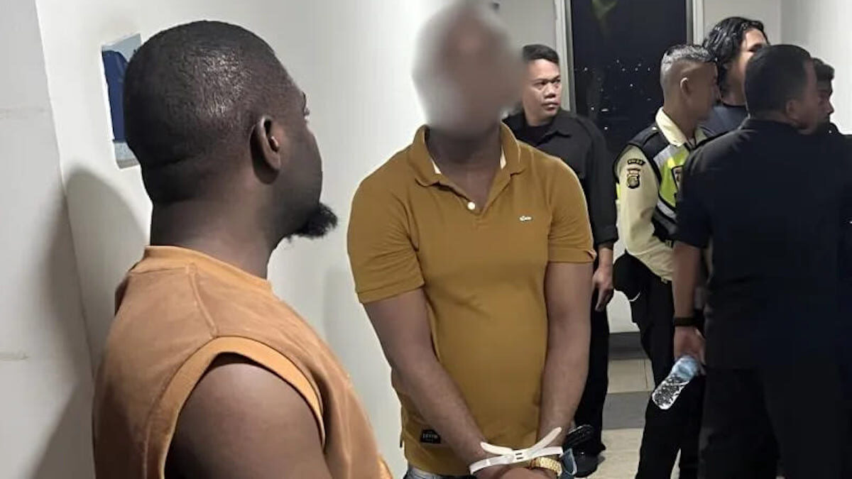 Direktorat Jenderal Imigrasi mendeportasi dan memasukkan ke dalam daftar cekal sembilan warga negara asing yang diduga terlibat dalam tindak pidana penipuan berkedok percintaan (love scamming). (Dok.Ditjen Imigrasi)