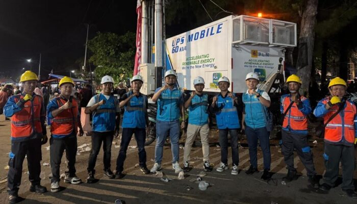 PLN Hadirkan Listrik untuk Rakyat Tanpa Kedip di Tabuik Piaman 2025