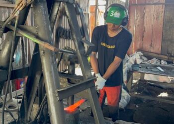 PTPN IV Regional 4 Kembangkan UMKM Pengrajin Besi