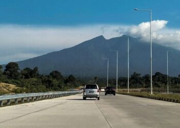Pengawasan Diperketat, Kendaraan Berhenti di Tol Padang-Sicincin Bisa Ditilang