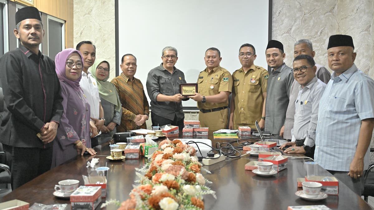 Kunker Komisi 1 DPRD Tanah Datar ke Biro Adpim Sumbar. (dok. adpsb)