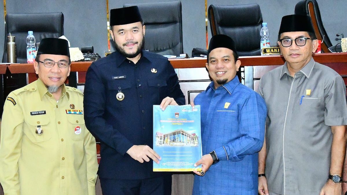 Pengesahan Ranperda RPJMD 2025-2029. (dok. Prokopim)