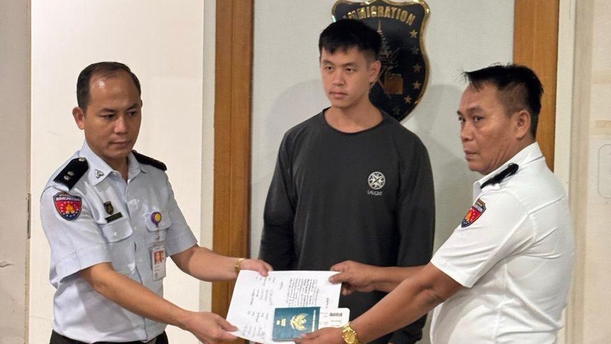 Selebgram Arnold Putra yang sempat ditahan otoritas Myanmar sudah kembali ke Indonesia. (dok. istimewa)