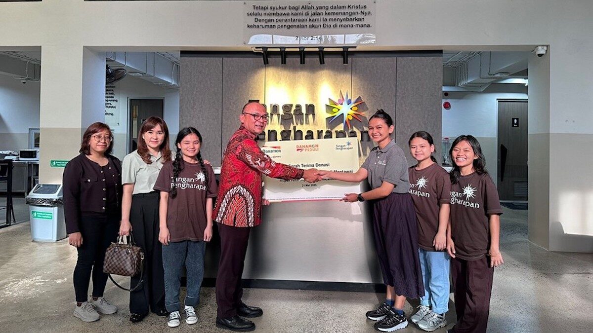 CSR Bank Danamon untuk Pojok Baca Mentawai. (dok. istimewa)