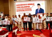 Andre Rosiade Salurkan Beasiswa PIP ke 504 Siswa SMA/SMK di Dharmasraya