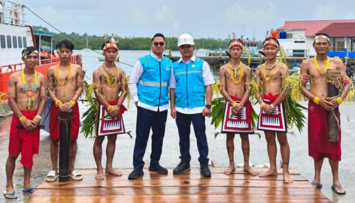 PLN Sukses Pasok Listrik Tanpa Kedip Dukung Pemecahan Rekor MURI Memasak Lobster di Mentawai