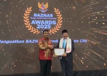 Pemprov Sumbar dapat penghargaan Baznas. (dok. istimewa)